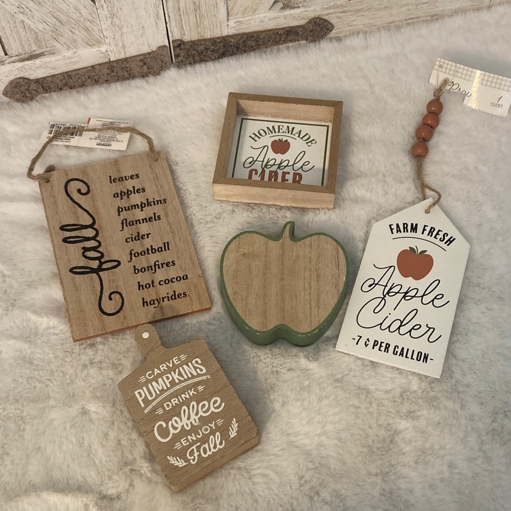 Target BP 2022 Rustic Fall Decor Set with Apple Theme